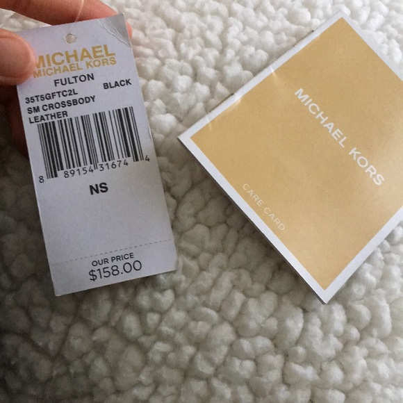 Michael Kors crossbody bag. - Picture 7 of 7